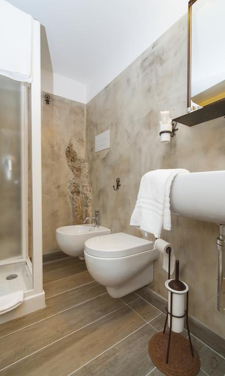 Casa Maria Hotel Salerno Værelse billede